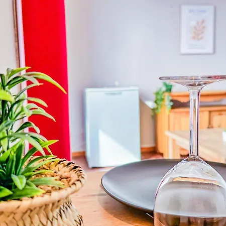 Cosy A Super-besse - Parking Prive 아파트