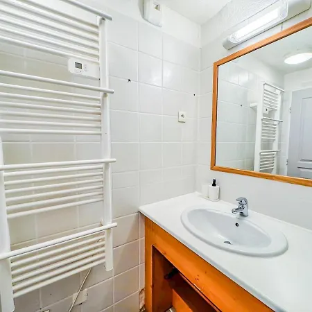 Cosy A Super-besse - Parking Prive Apartment