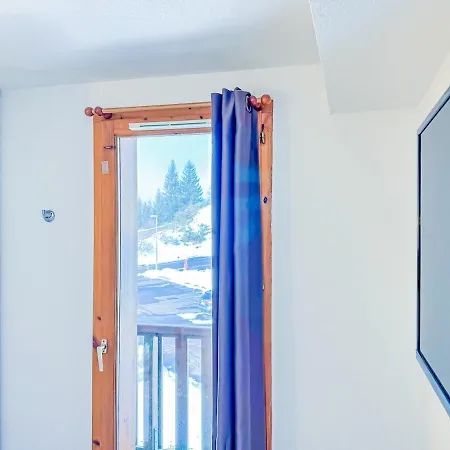 Cosy A Super-besse - Parking Prive Apartment