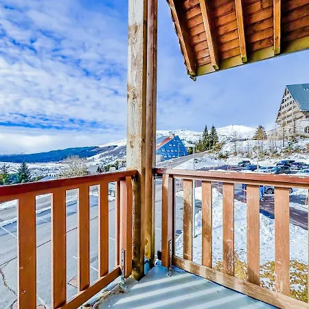 Cosy A Super-besse - Parking Prive Besse-et-Saint-Anastaise